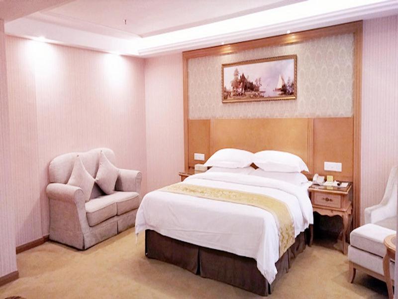 Vienna Hotel Guangzhou Baiyun Dongping Middle Road Экстерьер фото